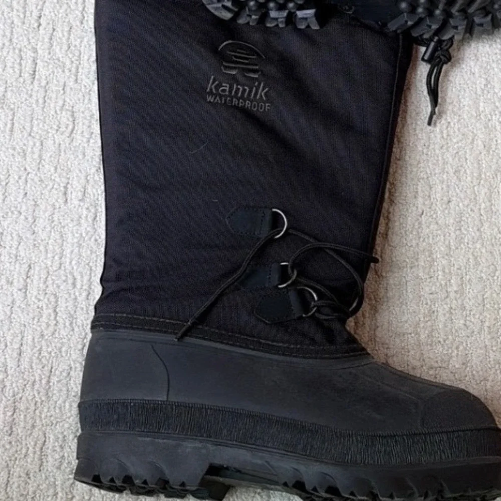 Kamik Snow Boots Mens 9 Black Waterproof Insulated Winter Tall Work Gorpcore